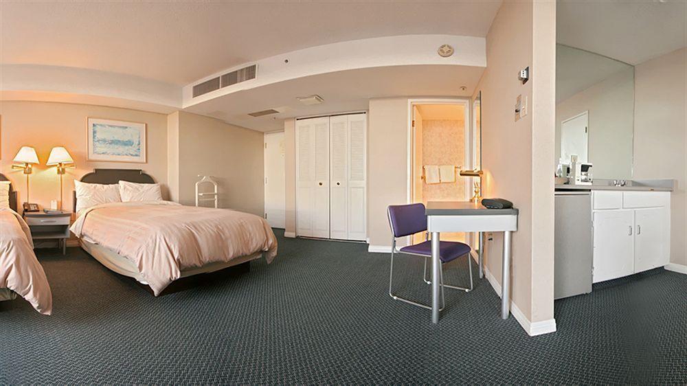The Empire Landmark Hotel Vancouver Extérieur photo