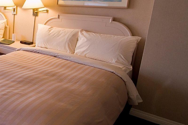 The Empire Landmark Hotel Vancouver Extérieur photo